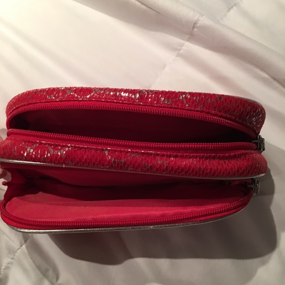 🛍4 makeup bags 🛍Victoria secret sequin, elle - Picture 5 of 7